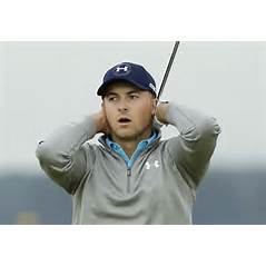 Jordan Spieth Stuck In Singapore With One Hole To Play