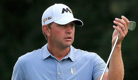 Look!  It's Lucas!  Glover Forges Into Vegas Lead