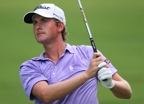 Webb Simpson In Charge At Steamy Colonial
