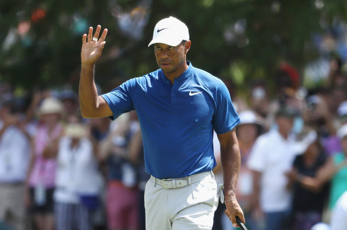 Tiger Woods Bitten By Two Costly Three-Putts