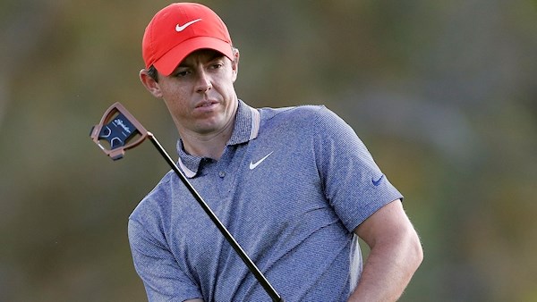 Woodland Three Clear Of McIlroy In Maui