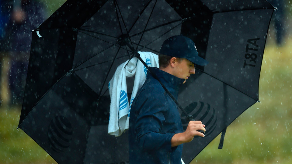 Jordan Spieth Finds An Early, Rainy Groove At Riviera