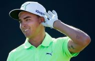 Fowler Grabs Halfway Phoenix Lead With Final Friday Flurry