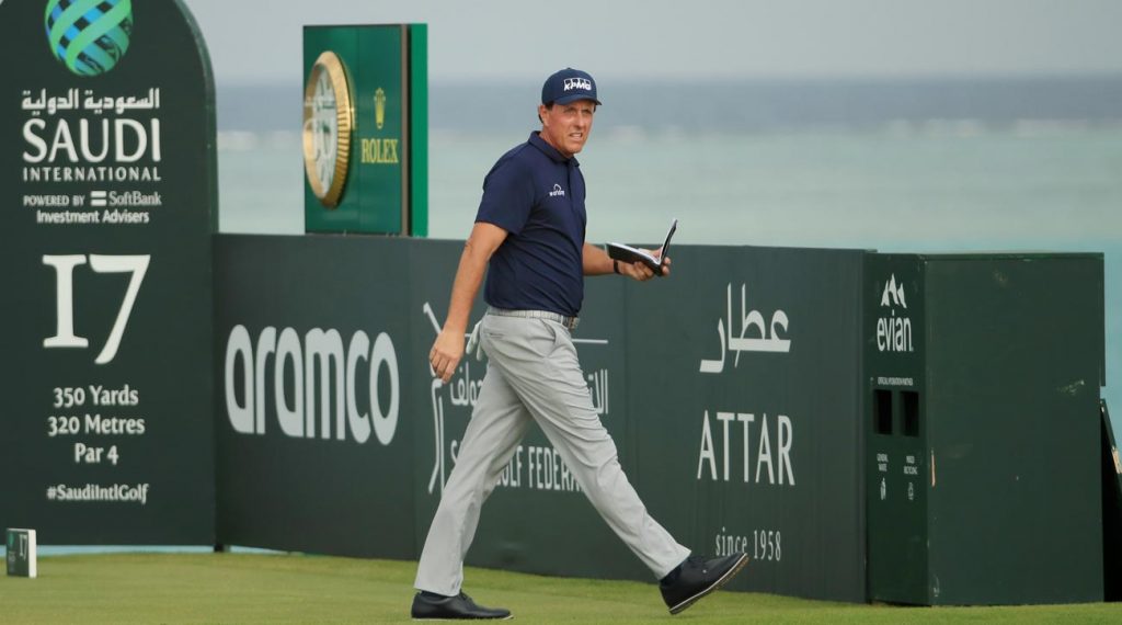Lift For Lefty -- Mickelson Contends, Ties For Third At Saudi Invitational