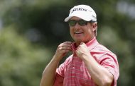 David Toms (Finally) Gets Second Champions Tour Victory