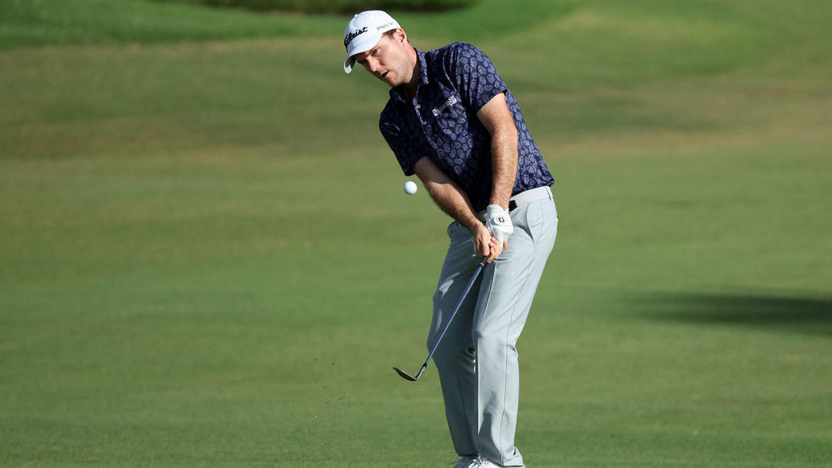 Russell Henley Clings To Nervous Lead At Sony Open