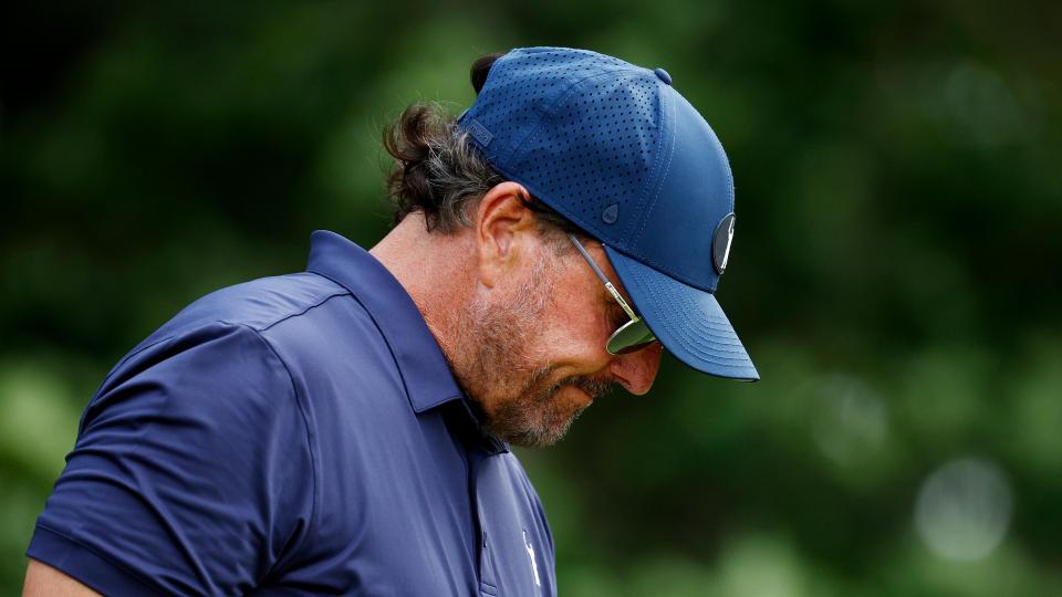 Early U.S. Open Exit For LIV Stalwart Phil Mickelson
